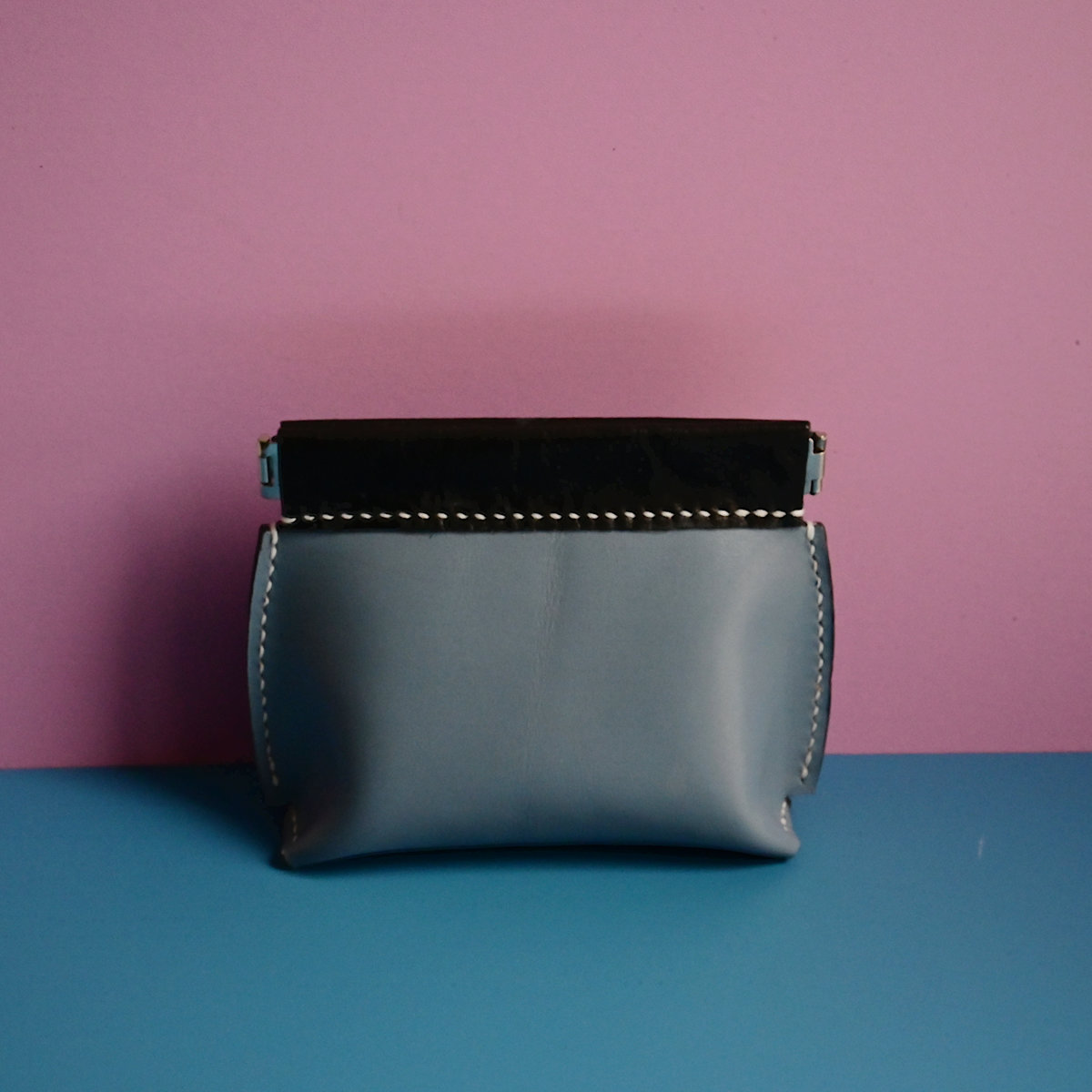 The Sky Blue Compact Pouch – Hand-Sewn Top-Grain Leather - Image 4